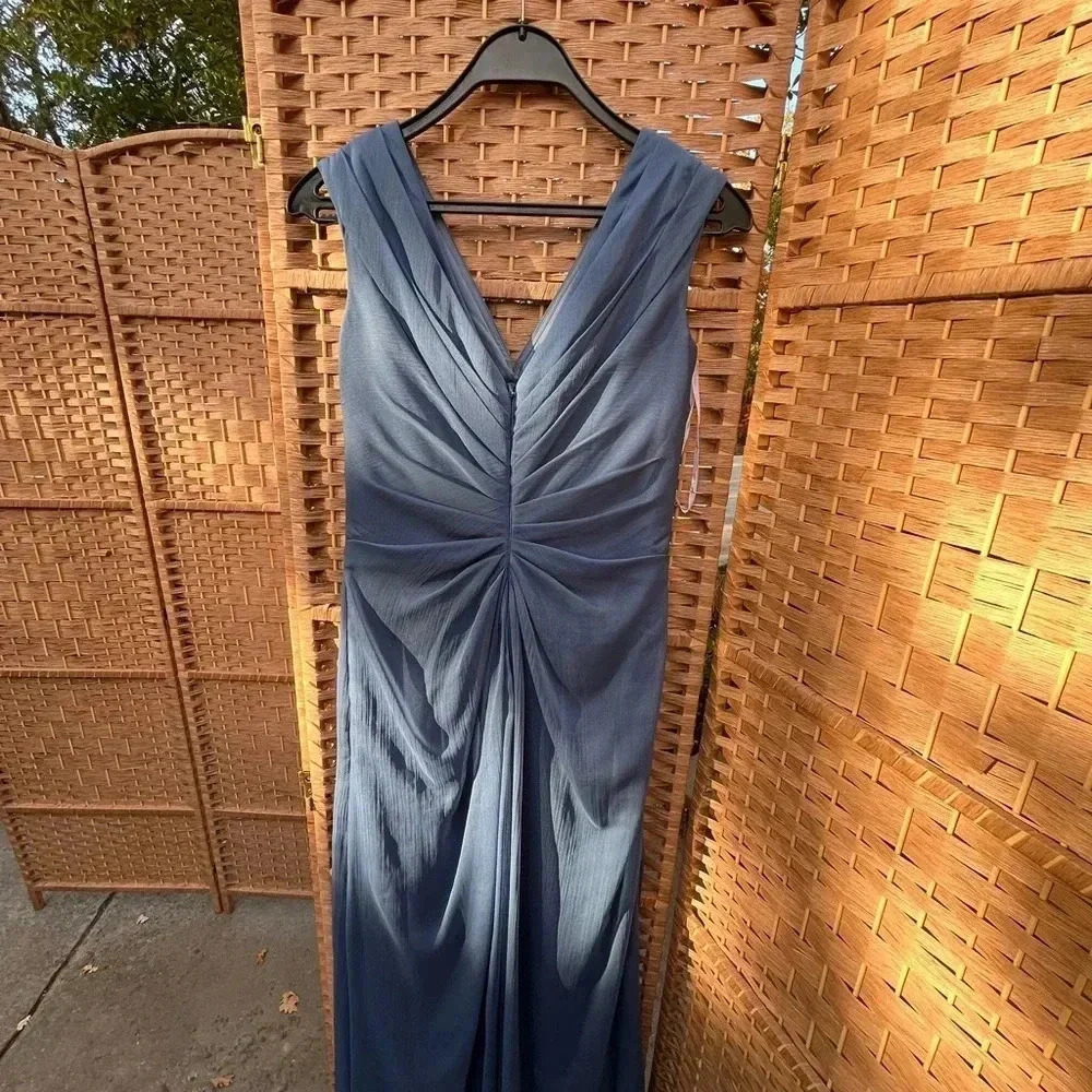 ~Jade by Jasmine~ Bridal Gown - Size 4 - Picture 11 of 13